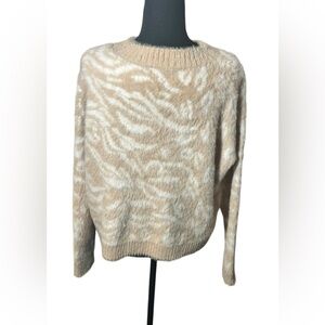 MINKPINK Wild Jane Animal Print‎ Sweater Fuzzy, Soft, Cozy Size M